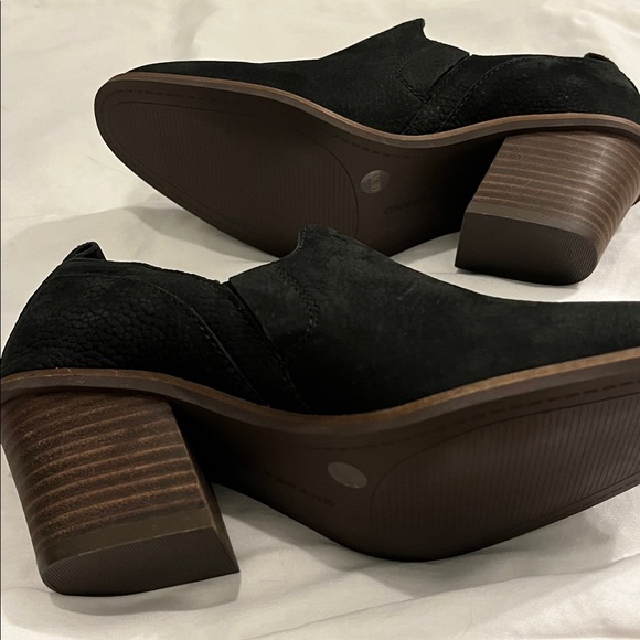 NWOT Lucky Brand Black Suede Bootie size5.5 - Picture 5 of 6